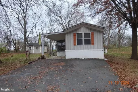 228 Shippensburg Mobile Ests, Shippensburg, PA 17257