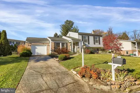 1304 Mallard Rd, Camp Hill, PA 17011