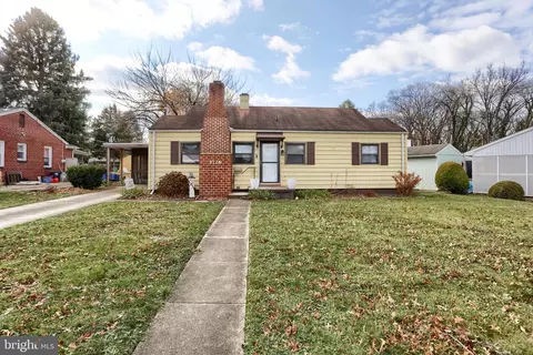 1726 Warren St, New Cumberland, PA 17070
