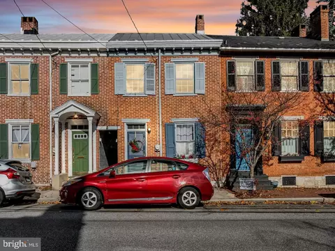 223 W South St, Carlisle, PA 17013