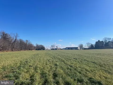 1100 York Rd, Dillsburg, PA 17019
