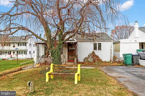 40 Valley St, Carlisle, PA 17013