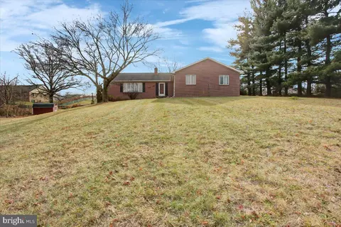 240 Newburg Rd, Newburg, PA 17240