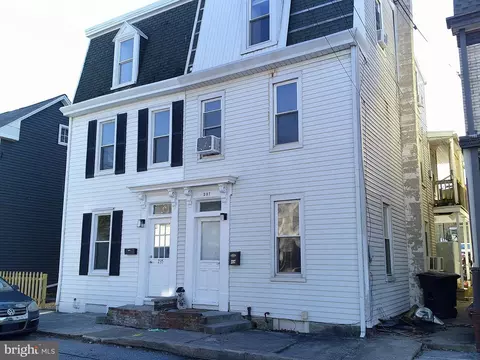 235 W Locust St, Mechanicsburg, PA 17055