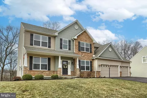 41 Balfour Dr, Mechanicsburg, PA 17050