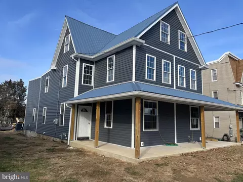 421 3rd St, New Cumberland, PA 17070