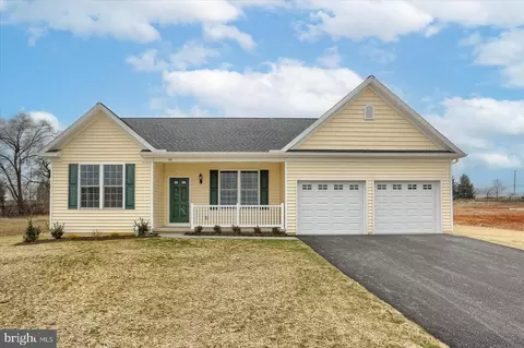 59 Bennington Way, Carlisle, PA 17013