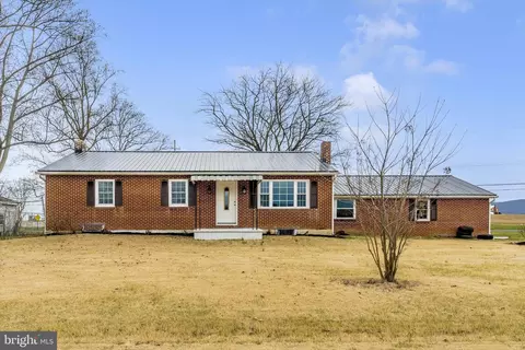 1330 Church St, Carlisle, PA 17015