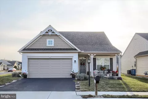 2001 Liberty Dr, Mechanicsburg, PA 17055