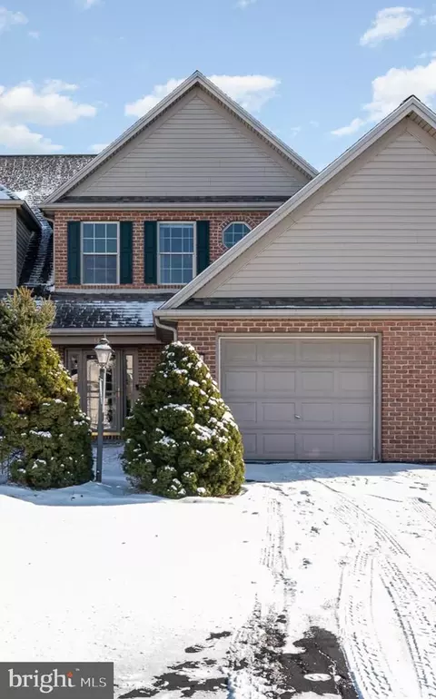 157 Lee Ann Ct, Enola, PA 17025