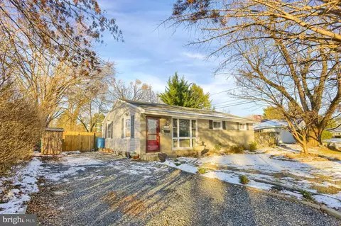 4903 Delbrook Rd, Mechanicsburg, PA 17050