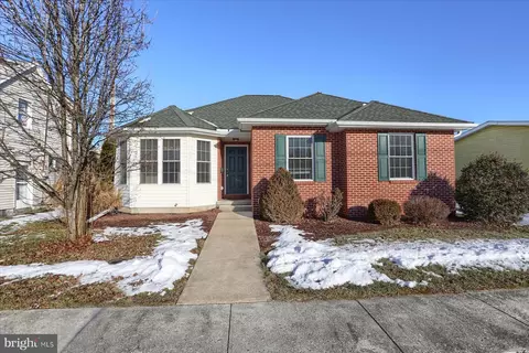 117 E Factory St, Mechanicsburg, PA 17055