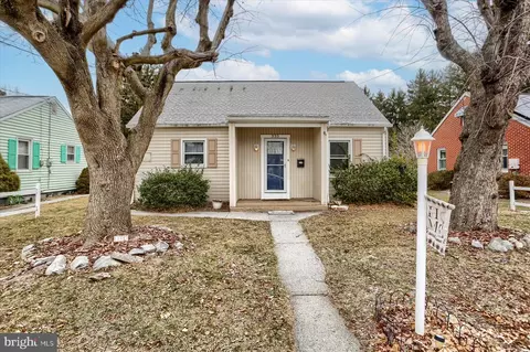 335 E St, Carlisle, PA 17013