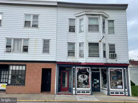 10 S Market St, Mechanicsburg, PA 17055