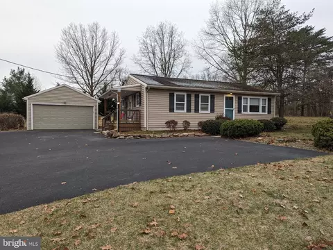 7729 Wertzville Rd, Carlisle, PA 17013