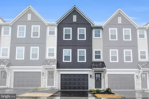 24 Morgan Cir #003-01, Carlisle, PA 17013