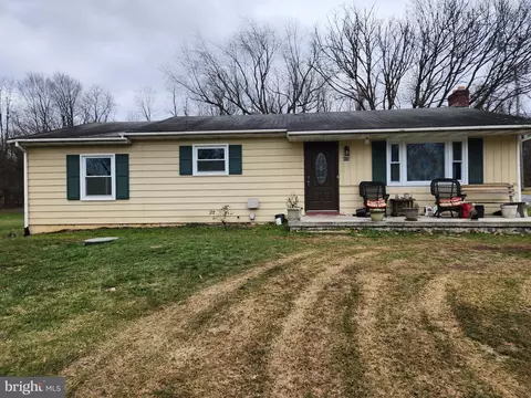400 Mount Rock Rd, Newville, PA 17241