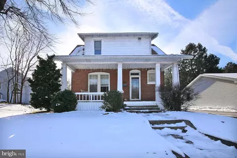 537 S 3rd St, Lemoyne, PA 17043