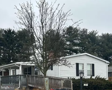 32 Rustic Dr, Shippensburg, PA 17257