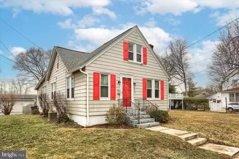 265 Walton St, Lemoyne, PA 17043