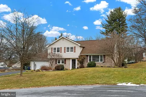 405 Candlewyck Rd, Camp Hill, PA 17011