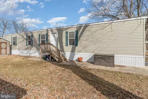 527 Quail Ct, Mechanicsburg, PA 17050