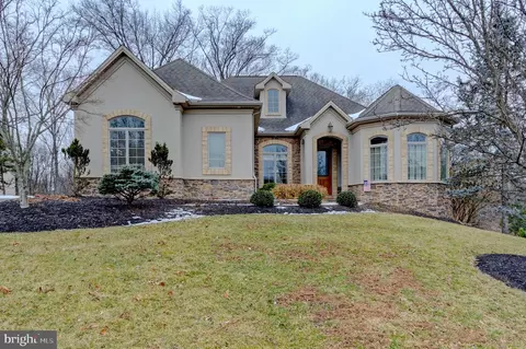 1712 Liberty Cv, Mechanicsburg, PA 17055