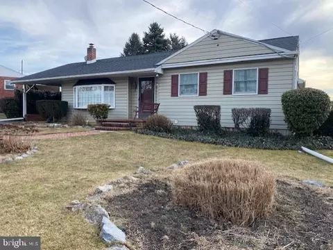 6006 William Dr, Mechanicsburg, PA 17050