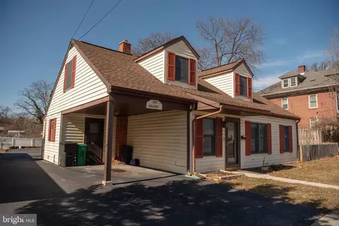 180 Carlisle Springs Rd, Carlisle, PA 17013