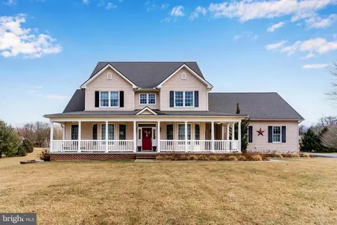173 N Loop Rd, Mechanicsburg, PA 17055