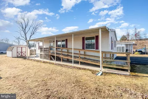 402 Wren Ct, Mechanicsburg, PA 17050
