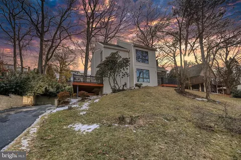 22 Hellam Dr, Mechanicsburg, PA 17055