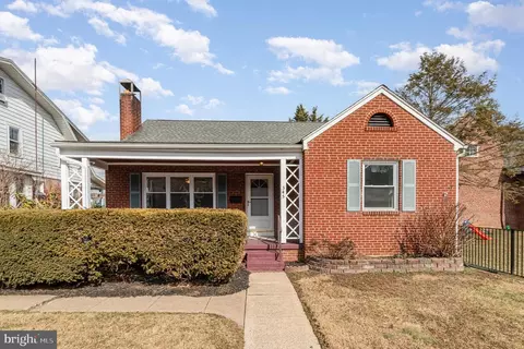 345 N 2nd St, Wormleysburg, PA 17043