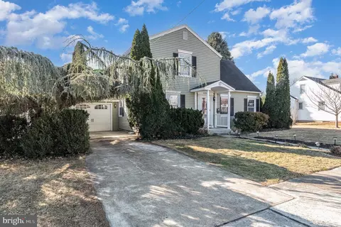 212 E Marble St, Mechanicsburg, PA 17055