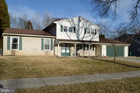 524 Spring House Rd, Camp Hill, PA 17011
