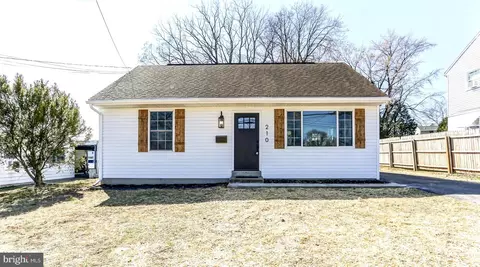 210 S Locust St, Camp Hill, PA 17011