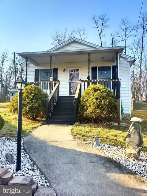 89 B Parsonage St, Newville, PA 17241