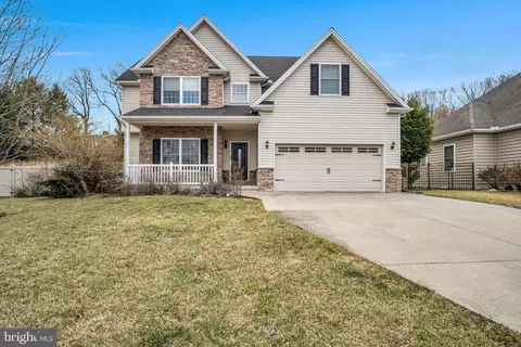 4907 Whitlock Ln, Mechanicsburg, PA 17055