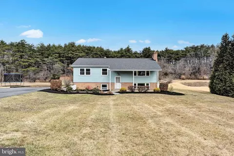 158 Pleasant Grove Rd, Mechanicsburg, PA 17050