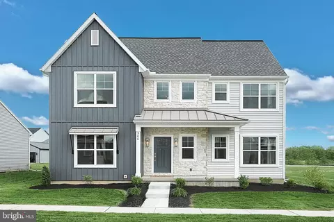 500 Estate Dr, Mechanicsburg, PA 17055