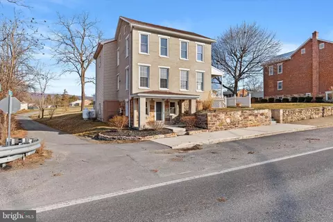 205 W Main St, Newburg, PA 17240