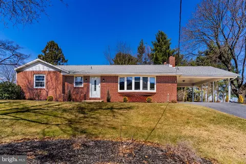604 Sandbank Rd, Mount Holly Springs, PA 17065