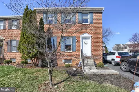 51 Brian Dr, Carlisle, PA 17015