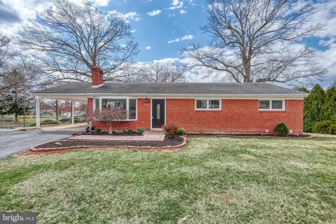 308 Cascade Rd, Mechanicsburg, PA 17055