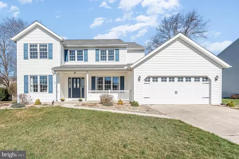 6 Hazelwood Ct, Mechanicsburg, PA 17050