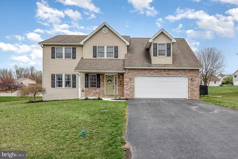 410 Freedom Dr, Shippensburg, PA 17257