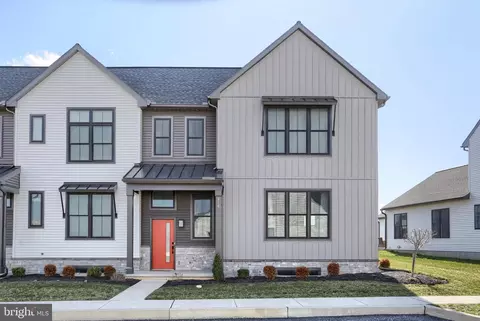 216 Stickley Dr, Mechanicsburg, PA 17055