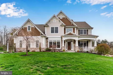 91 Simmons Creek Ln, Enola, PA 17025
