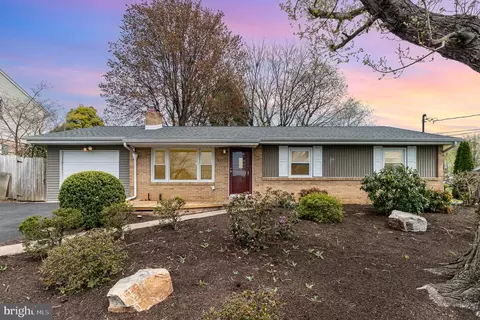 311 Reservoir Rd, Mechanicsburg, PA 17055