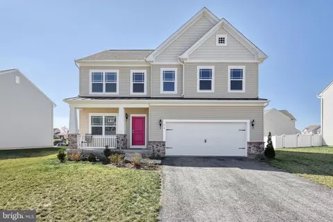 10 Bennington Way, Carlisle, PA 17013